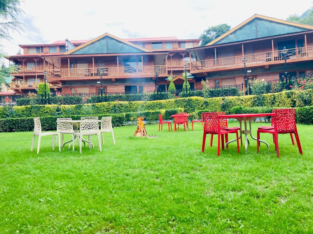 Snow Palm Resort, Manali Buitenkant foto
