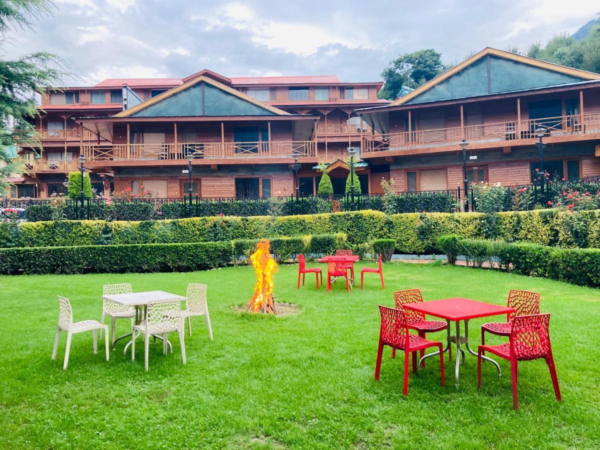 Snow Palm Resort, Manali Buitenkant foto